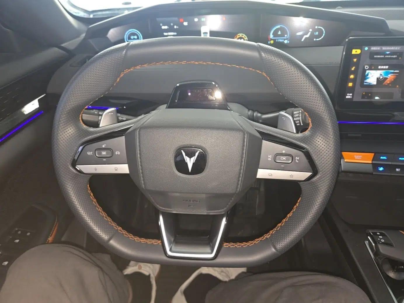 CHANGAN UNI-V 2024 1.5T High-Energy Version — миниатюра 18