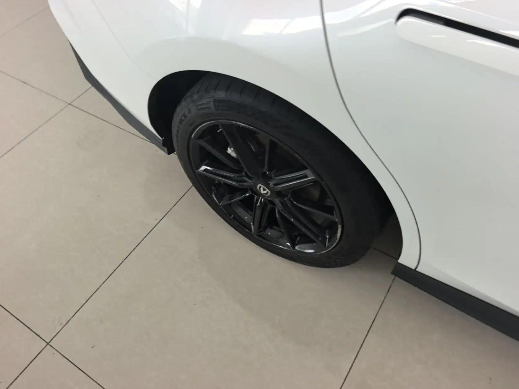 CHANGAN UNI-V 2023 1.5T Prestige Model — миниатюра 11