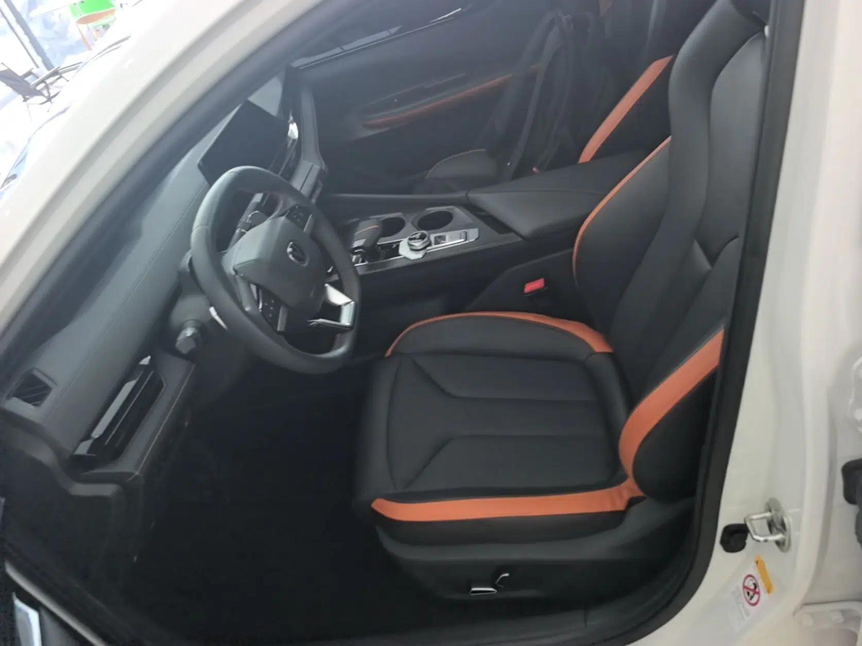 CHANGAN UNI-V 2023 1.5T Prestige Model — миниатюра 17