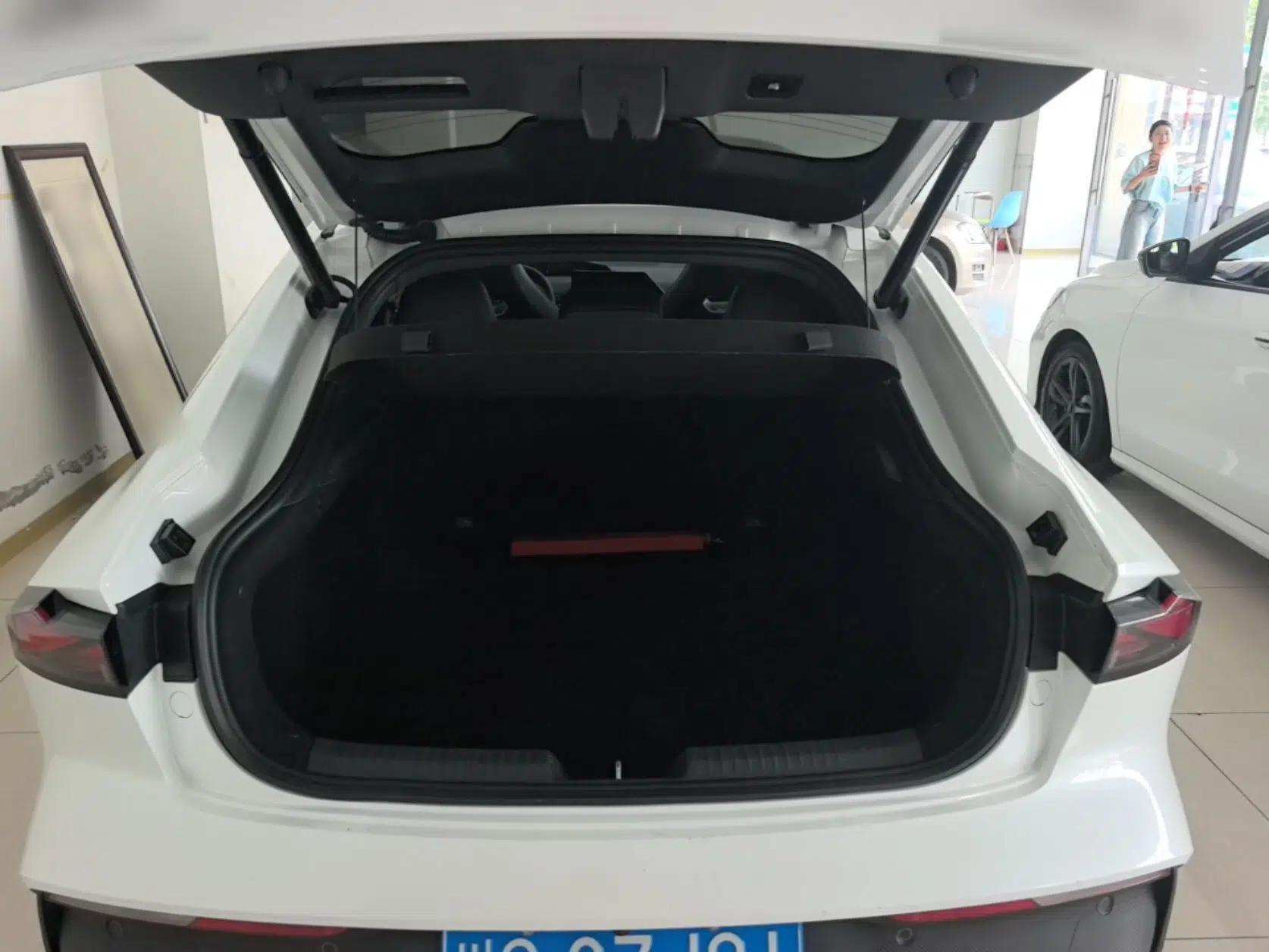 CHANGAN UNI-V 2023 1.5T Prestige Model — миниатюра 22