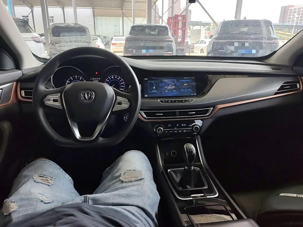 CHANGAN Eado 2018 1.6L GDI Manual Trendy Model China V Standard — миниатюра 12