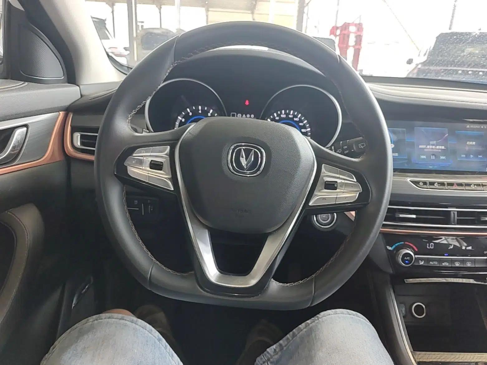 CHANGAN Eado 2018 1.6L GDI Manual Trendy Model China V Standard — миниатюра 13