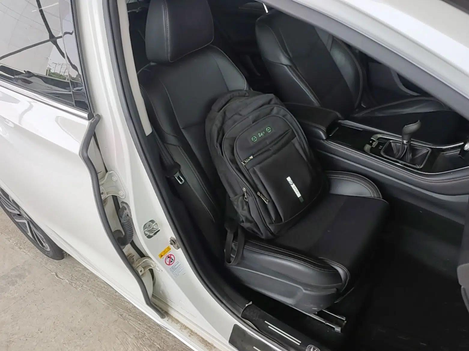 CHANGAN Eado 2018 1.6L GDI Manual Trendy Model China V Standard — миниатюра 19