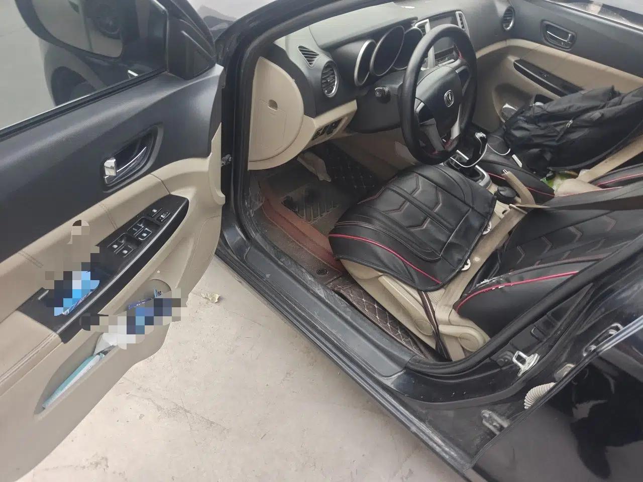 CHANGAN Eado 2013 1.6L Manual Elite Model China IV Standard — миниатюра 16