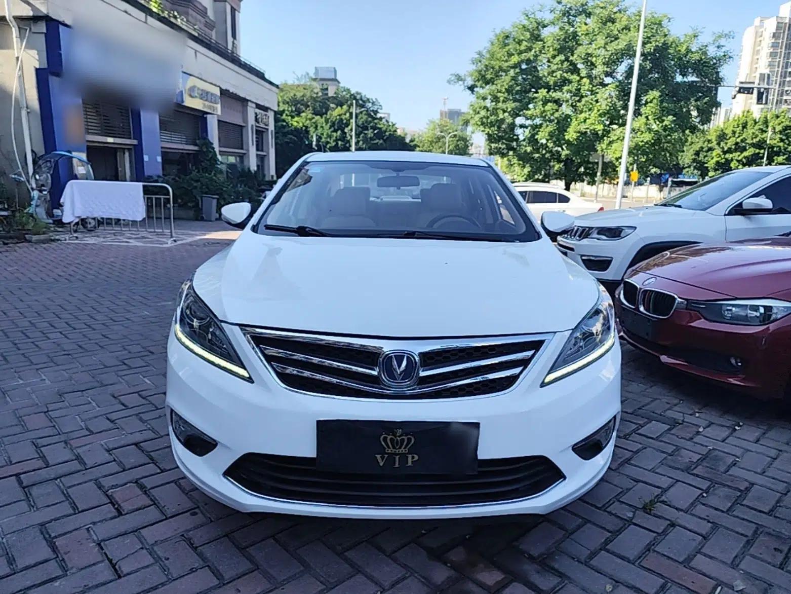 CHANGAN Eado 2016 1.6L Manual Fashion Edition — миниатюра 2