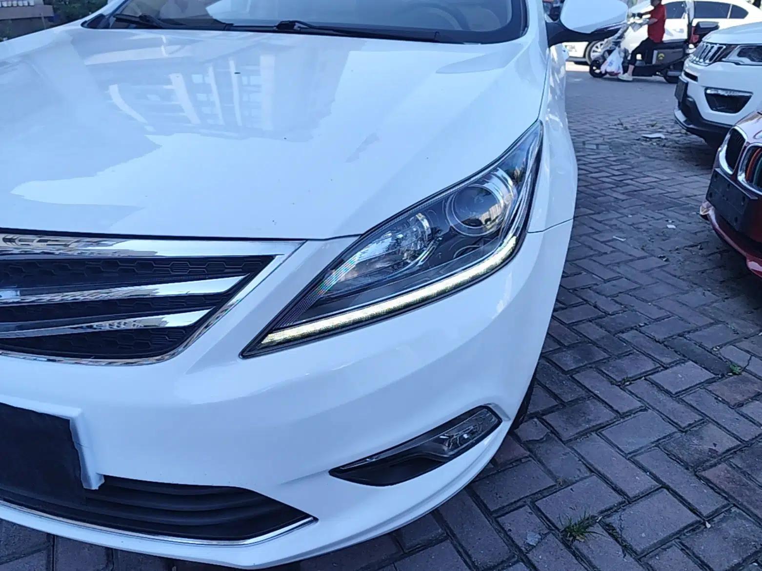 CHANGAN Eado 2016 1.6L Manual Fashion Edition — миниатюра 8