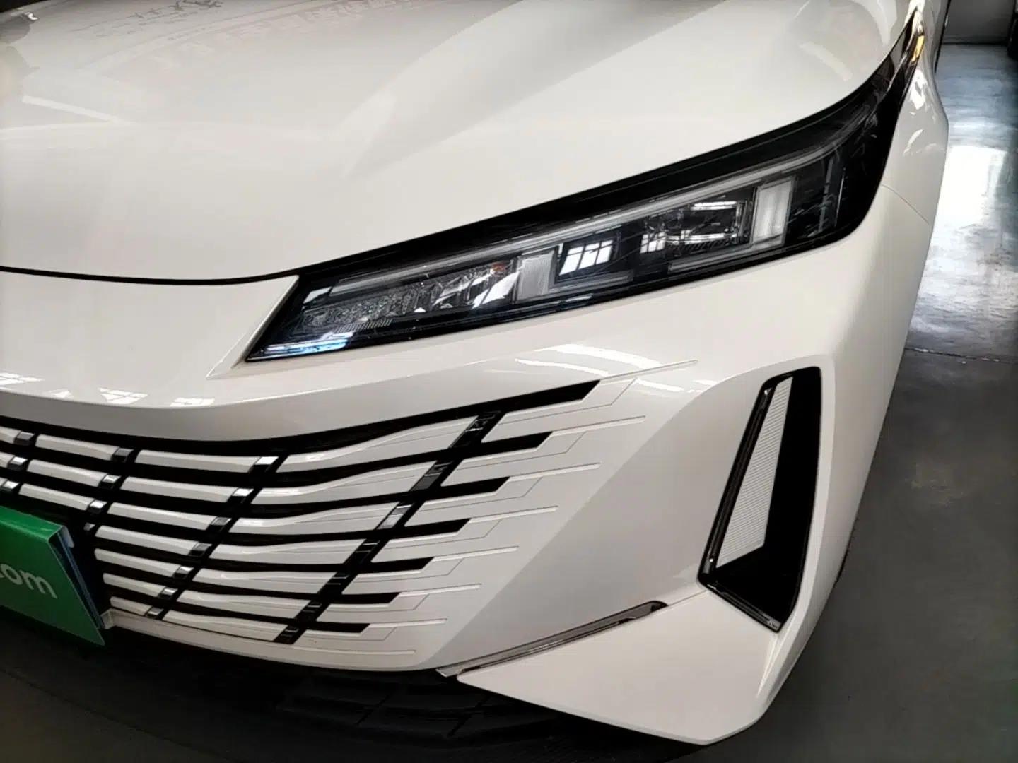 CHANGAN Eado 2024 1.5T GDI Automatic Flagship Edition — миниатюра 8