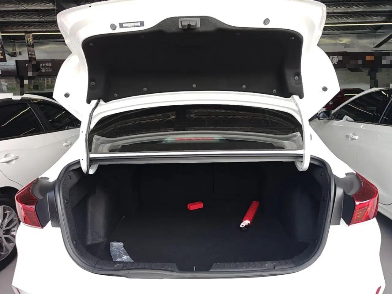 CHANGAN Eado 2024 PLUS Blue Whale NE 1.4T GDI DCT High-Energy Edition — миниатюра 22