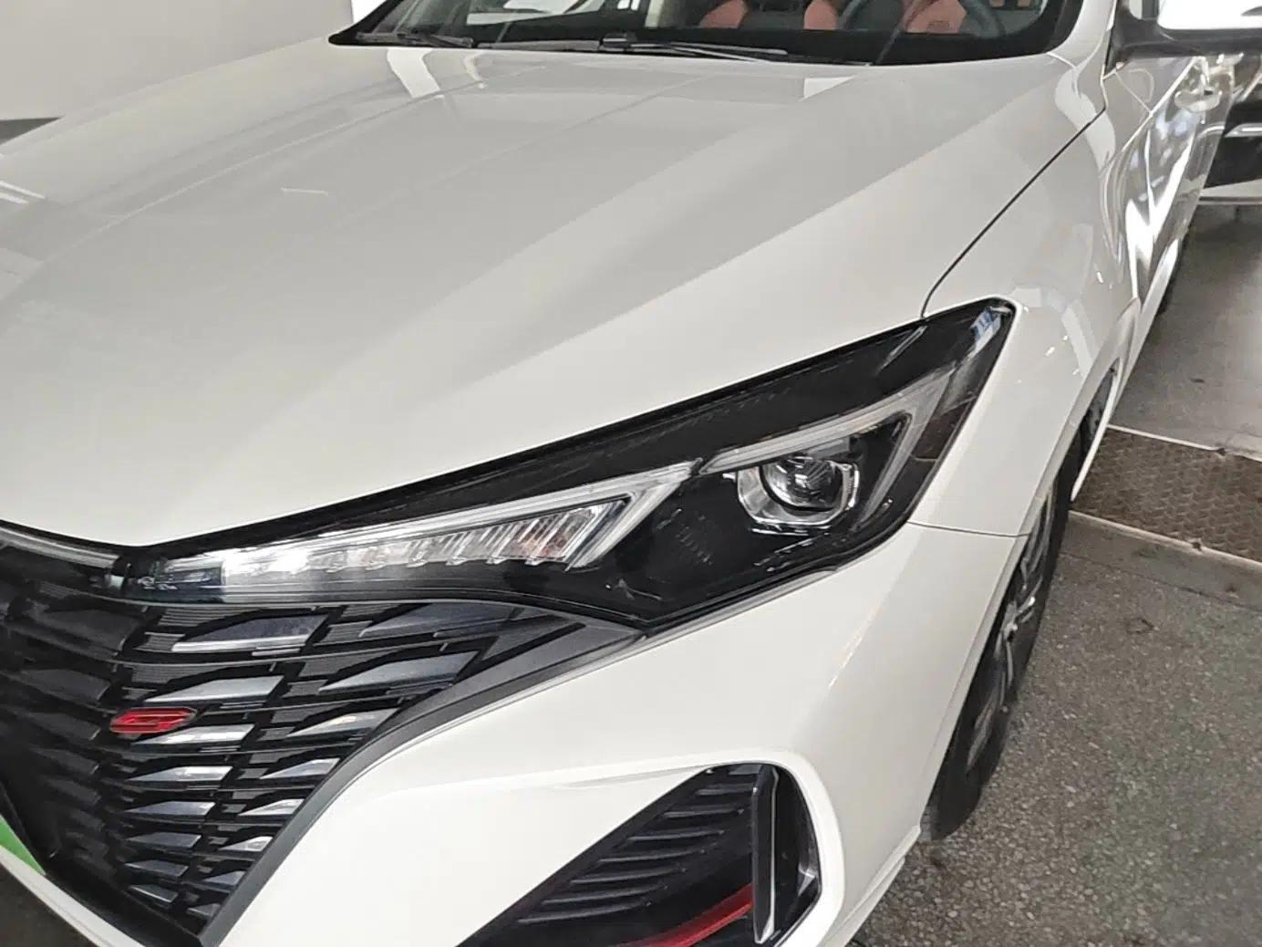 CHANGAN Eado 2022 PLUS Blue Whale NE 1.4T GDI DCT Prestige Edition — миниатюра 8