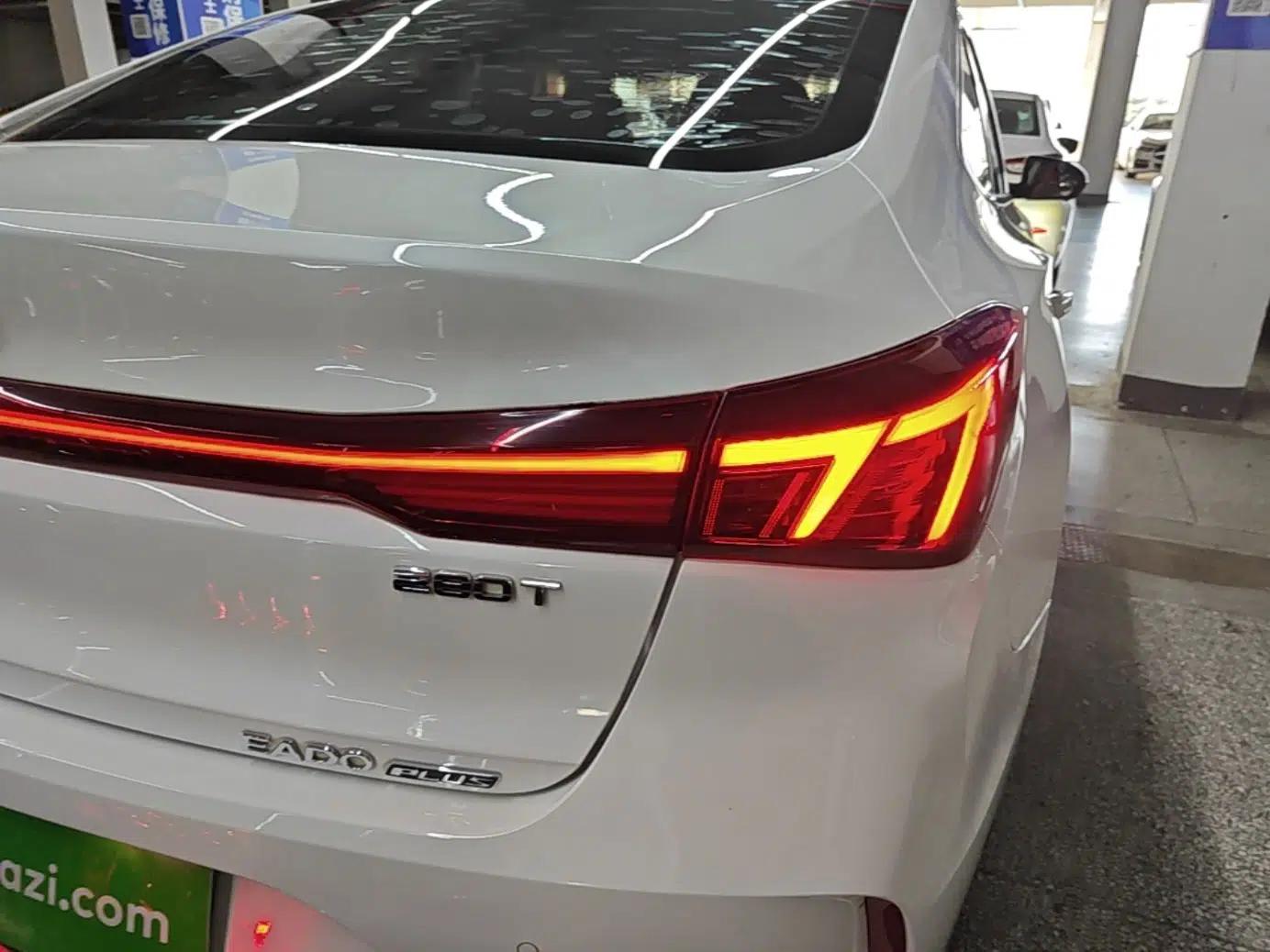 CHANGAN Eado 2022 PLUS Blue Whale NE 1.4T GDI DCT Prestige Edition — миниатюра 9