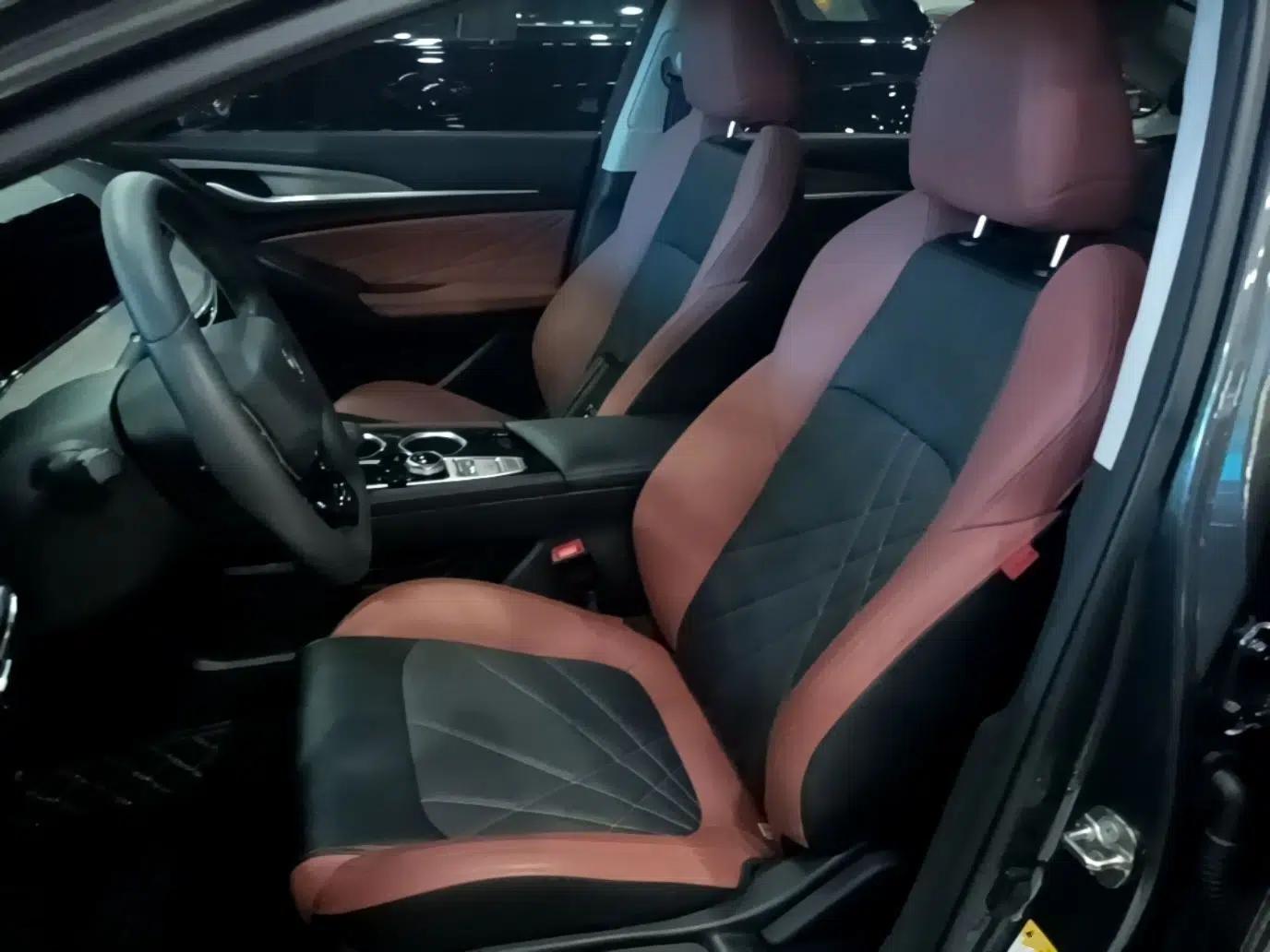 CHANGAN Eado 2023 Changan Edition PLUS Blue Whale NE 1.4T GDI DCT Prestige Version — миниатюра 17