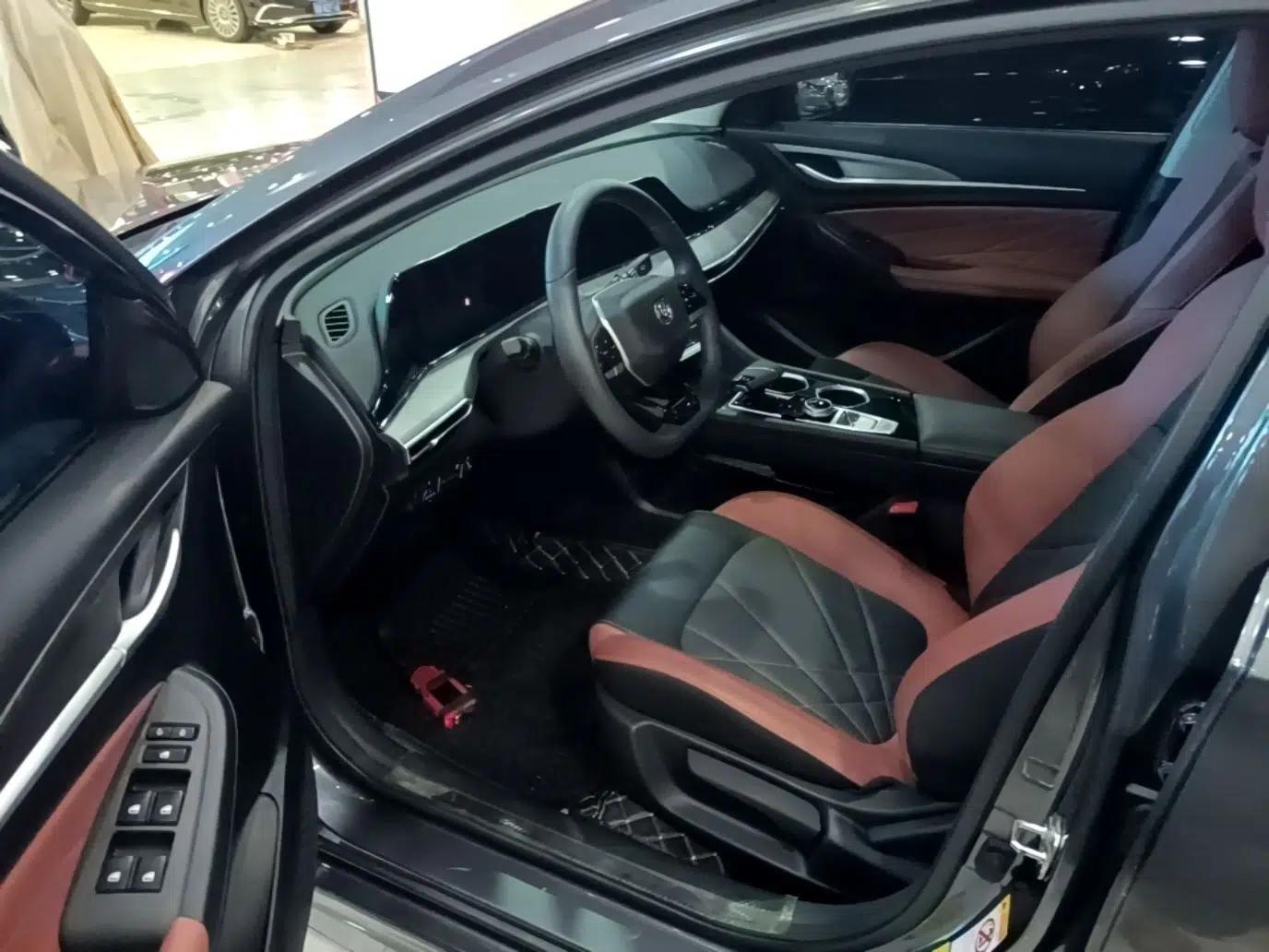 CHANGAN Eado 2023 Changan Edition PLUS Blue Whale NE 1.4T GDI DCT Prestige Version — миниатюра 18