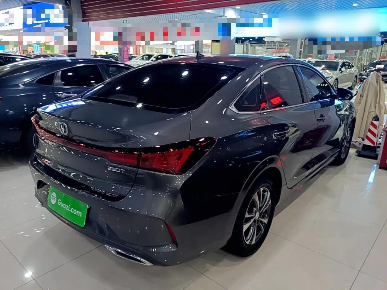 CHANGAN Eado 2023 Changan Edition PLUS Blue Whale NE 1.4T GDI DCT Prestige Version — миниатюра 6
