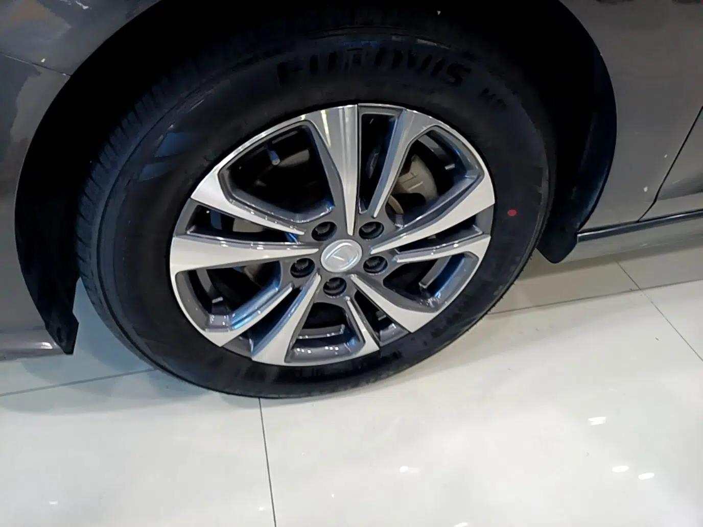CHANGAN Eado 2023 Changan Edition PLUS Blue Whale NE 1.4T GDI DCT Prestige Version — миниатюра 10