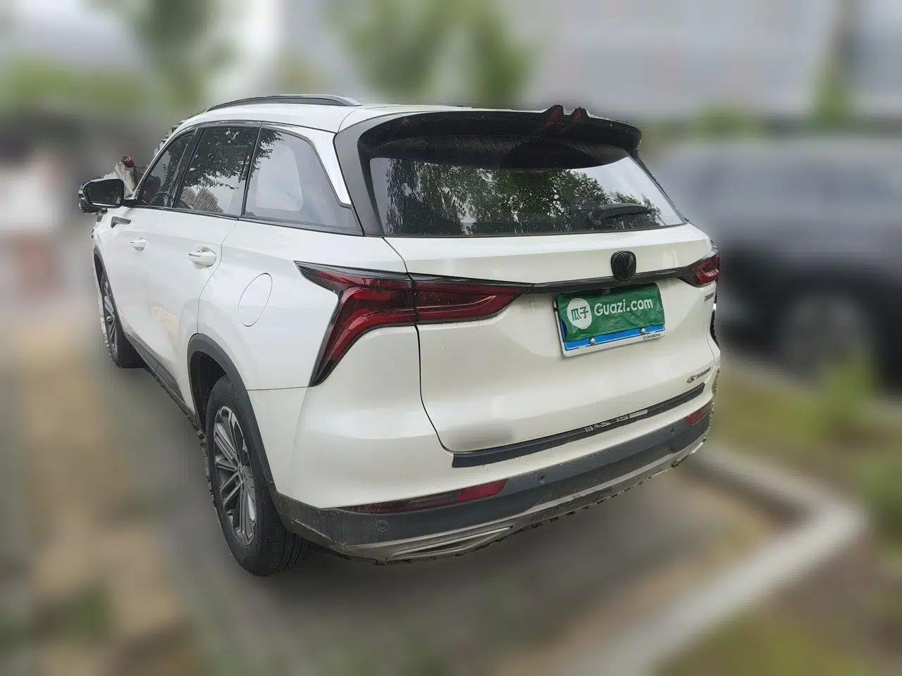 CHANGAN CS75 PLUS 2022 2nd Generation 1.5T Automatic Luxury Version — миниатюра 4
