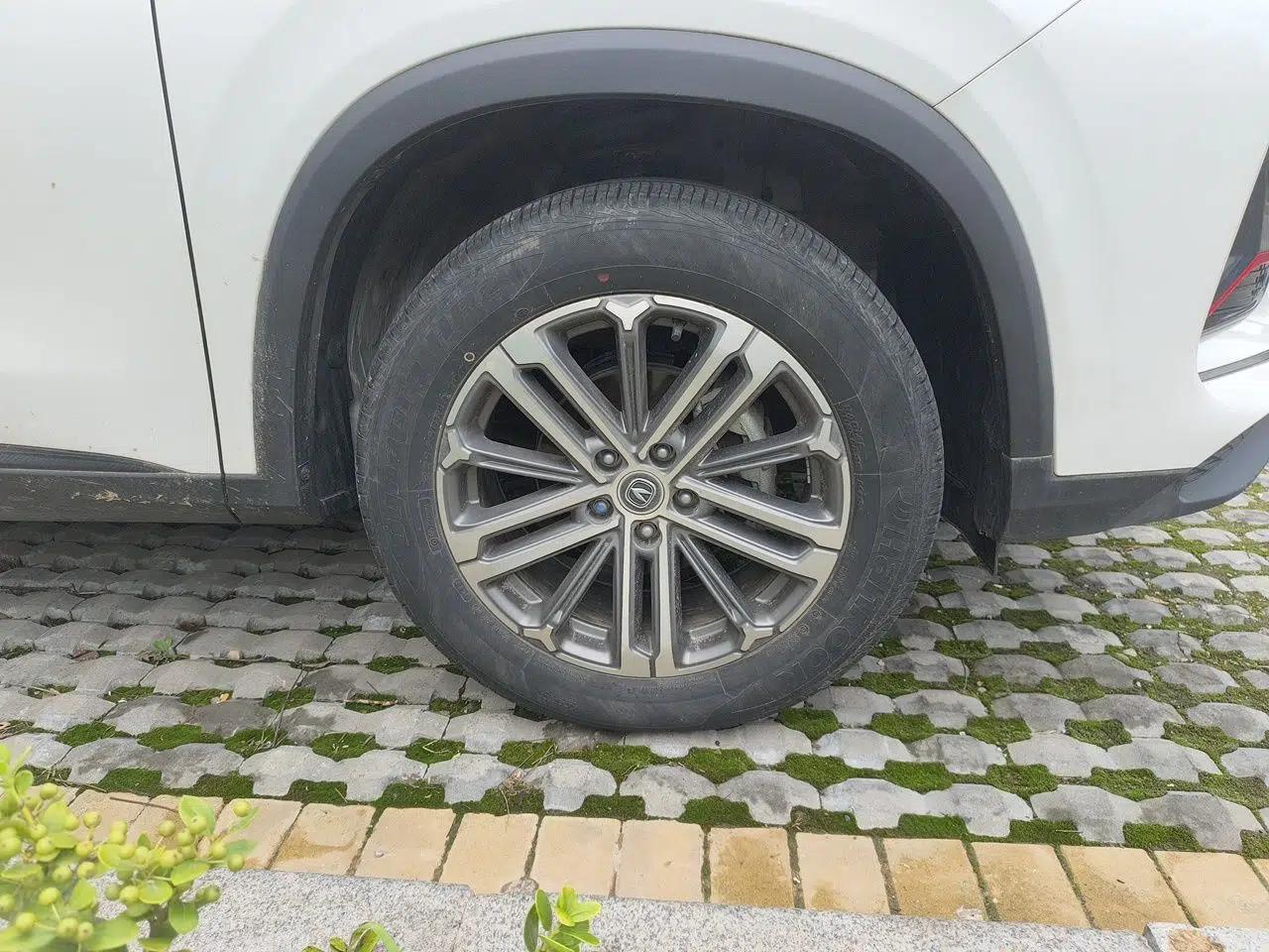 CHANGAN CS75 PLUS 2022 2nd Generation 1.5T Automatic Luxury Version — миниатюра 8