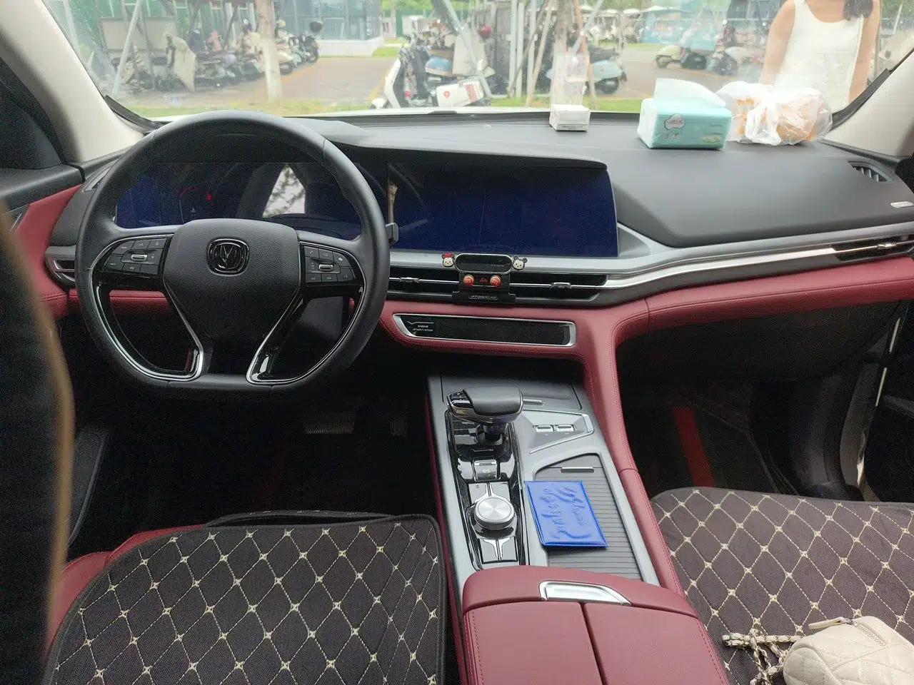CHANGAN CS75 PLUS 2022 2nd Generation 1.5T Automatic Luxury Version — миниатюра 9
