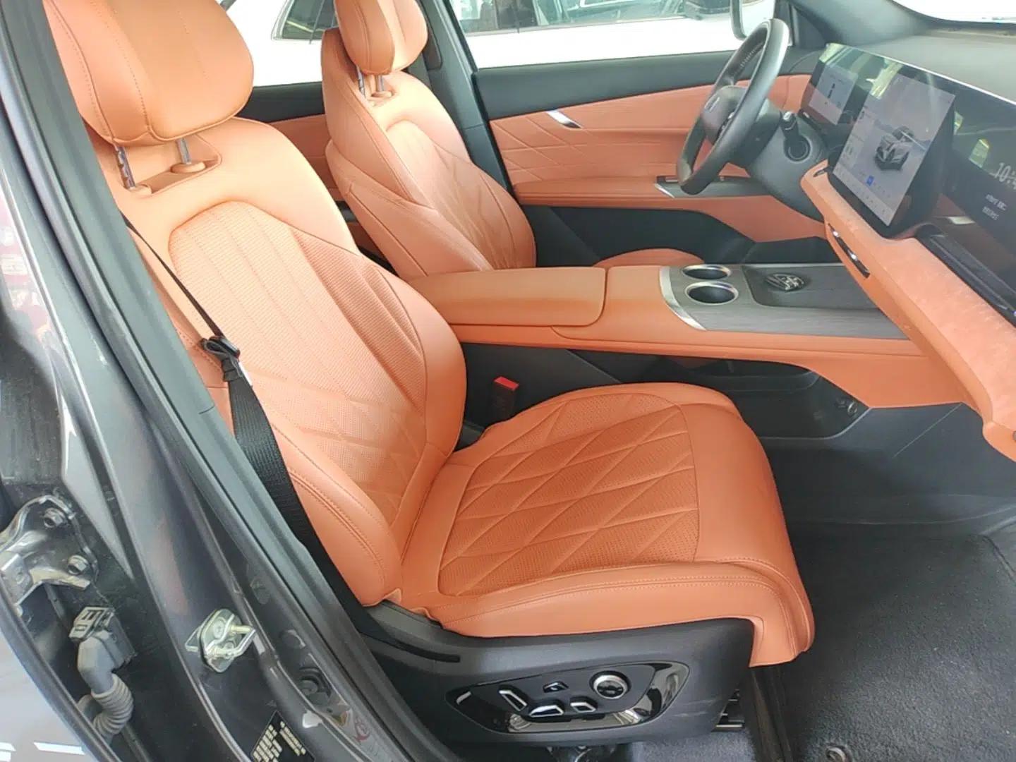 CHANGAN CS75 PLUS 2025 4th Generation 1.5T New Blue Whale Smart Luxury Edition — миниатюра 19