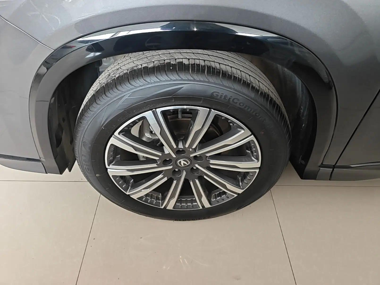 CHANGAN CS75 PLUS 2024 3rd Generation Champion Edition 1.5T Intelligent Drive Dynamic Model — миниатюра 10