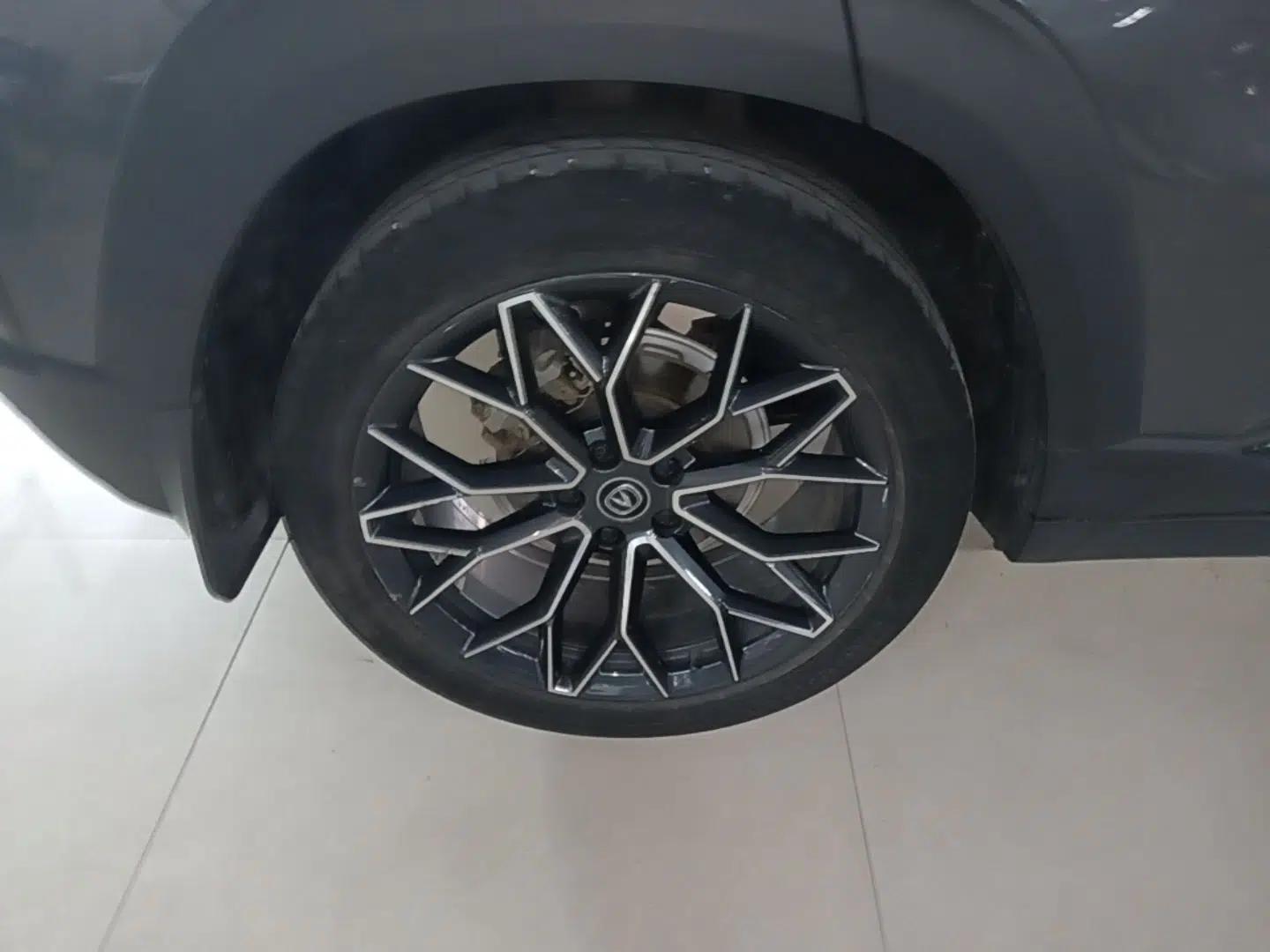 CHANGAN UNI-T 2022 1.5T Prestige Version — миниатюра 16