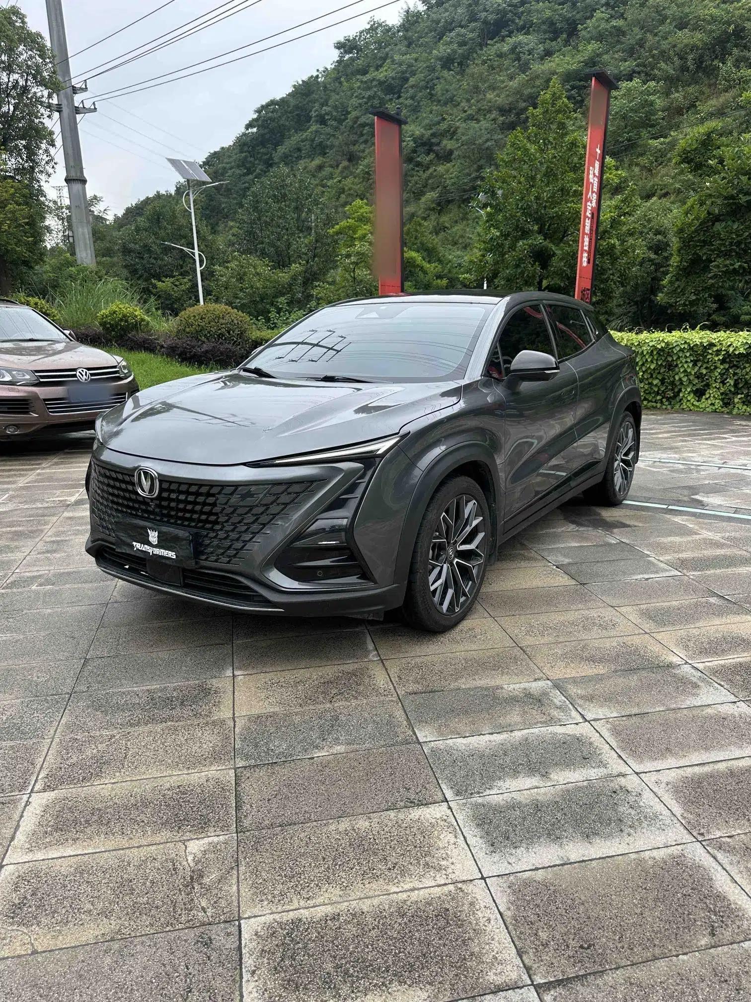CHANGAN UNI-T 2022 1.5T Prestige Version — миниатюра 1
