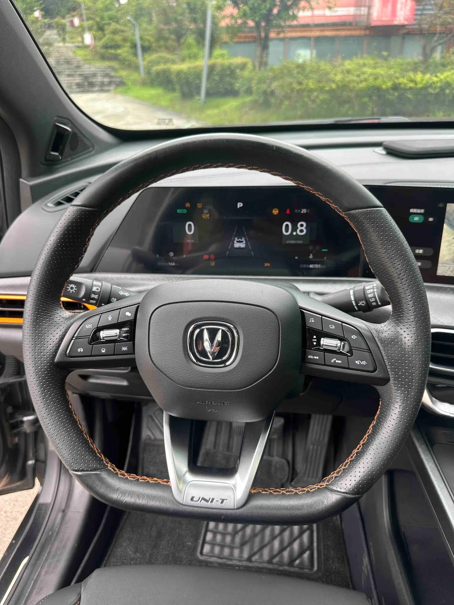 CHANGAN UNI-T 2022 1.5T Prestige Version — миниатюра 36