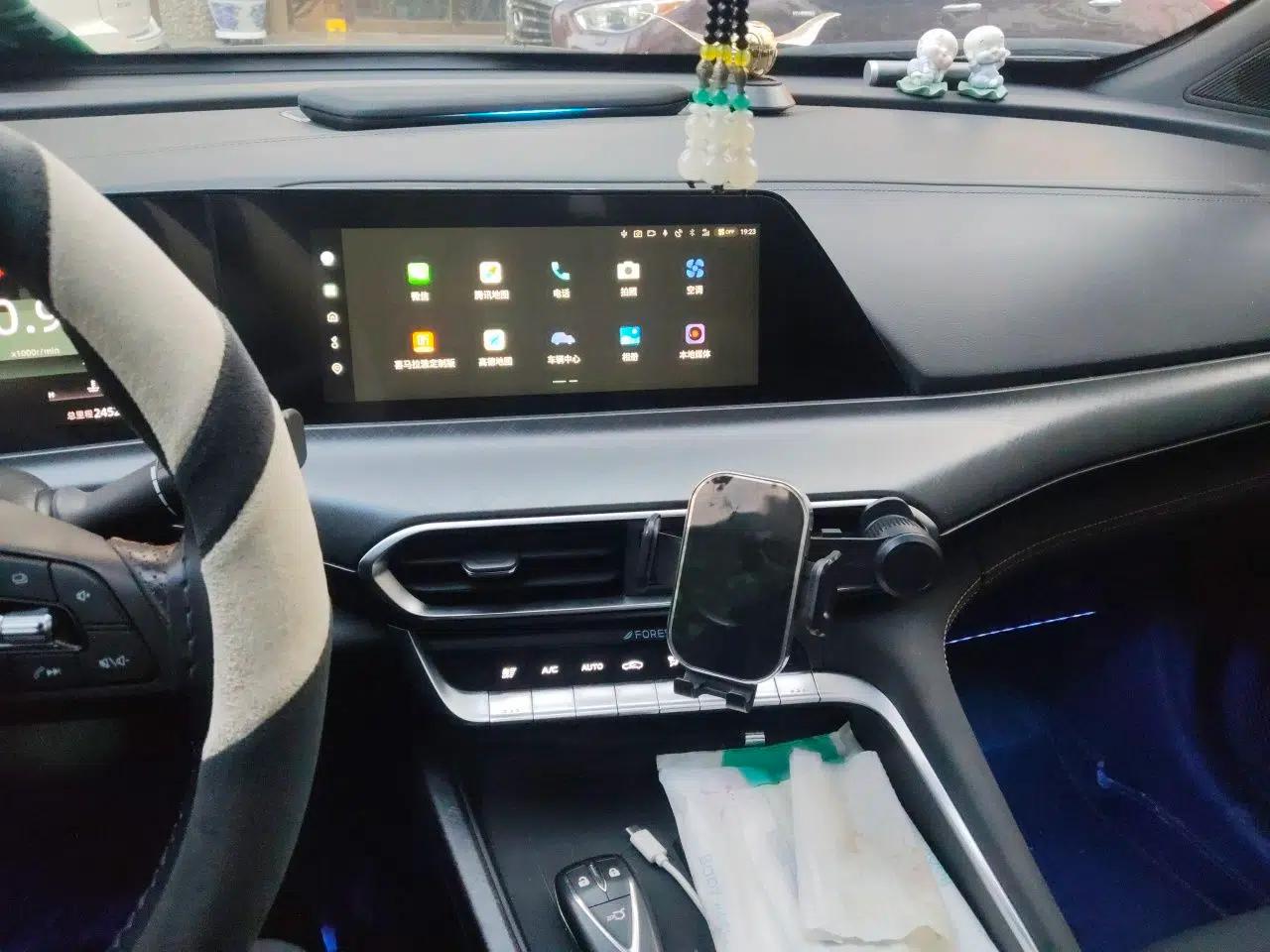 CHANGAN UNI-T 2022 1.5T Luxury Edition — миниатюра 13
