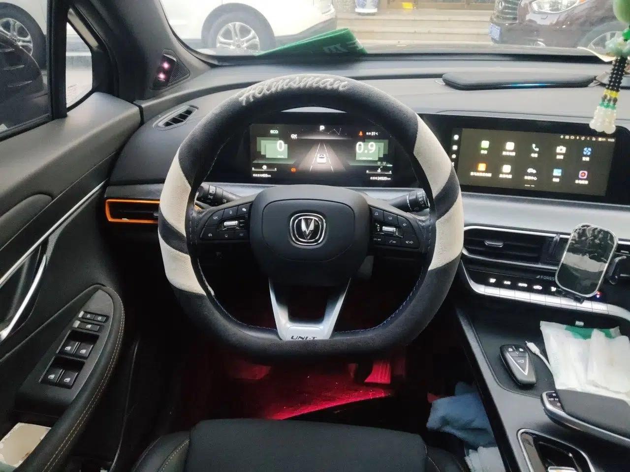 CHANGAN UNI-T 2022 1.5T Luxury Edition — миниатюра 10