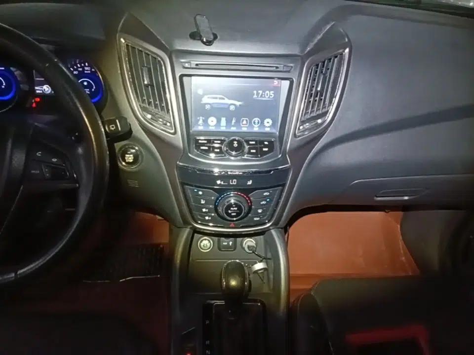 CHANGAN CS75 2014 1.8T Automatic Elite Version China V Standard — миниатюра 15