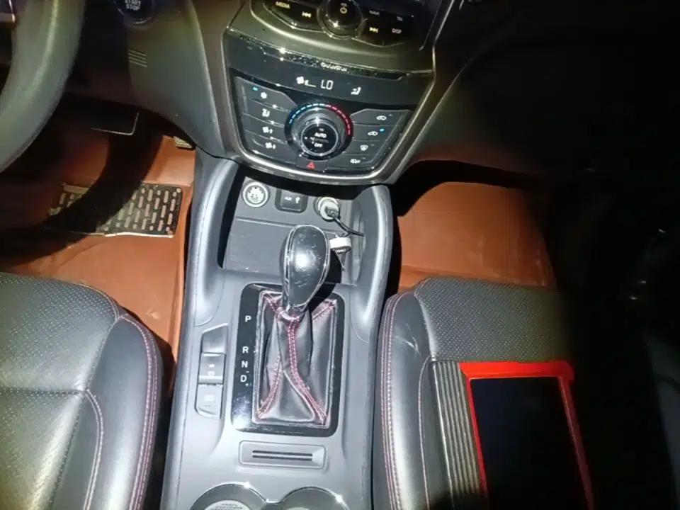 CHANGAN CS75 2014 1.8T Automatic Elite Version China V Standard — миниатюра 16