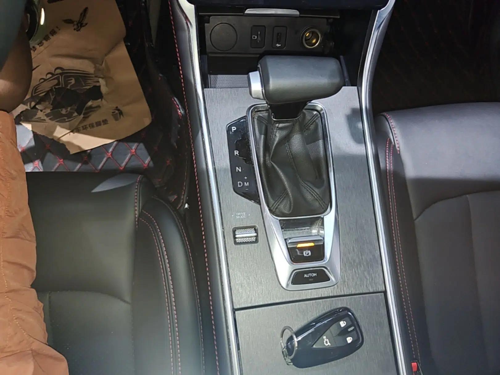 CHANGAN CS75 2022 Blue Whale Edition 1.5T DCT Prestige Model — миниатюра 16
