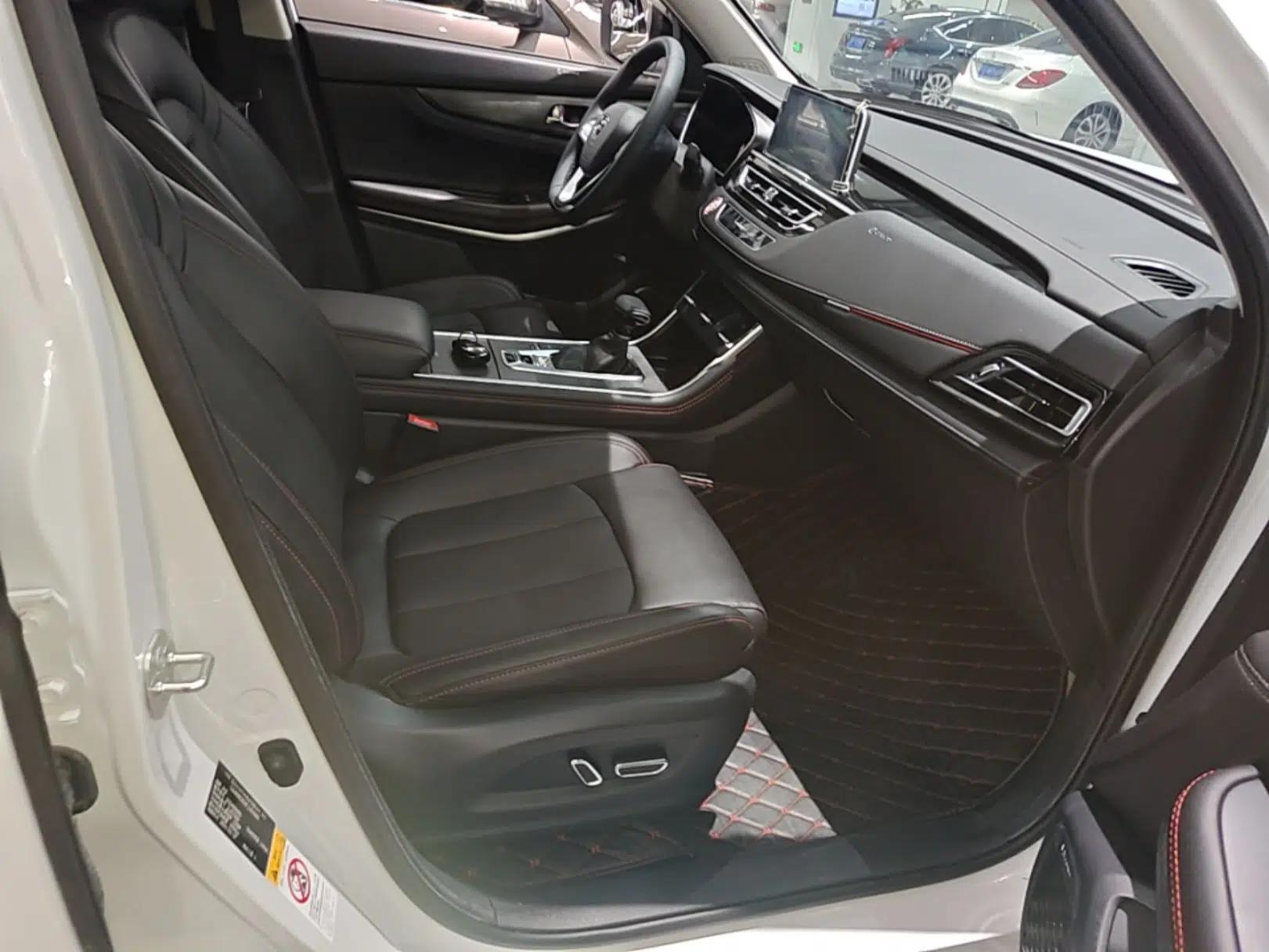 CHANGAN CS75 2022 Blue Whale Edition 1.5T DCT Prestige Model — миниатюра 19