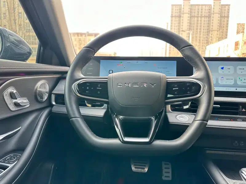 Chery Arrizo 8 2025 2.0T AT Royal+ — миниатюра 7