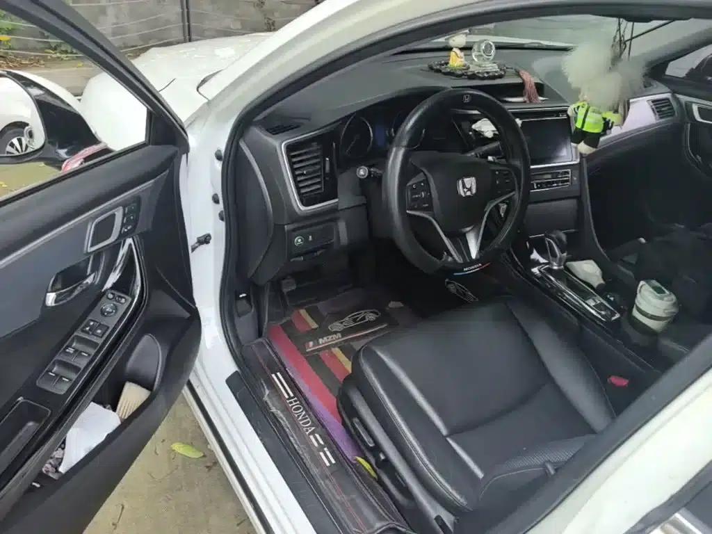 Spirior 2017 2.0L Comfort Edition — миниатюра 16