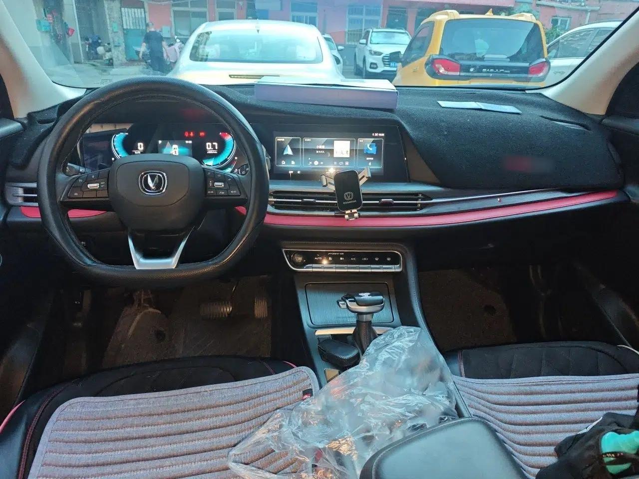 CHANGAN CS55PLUS 2021 Blue Whale Edition 1.5T DCT Luxury Model — миниатюра 18