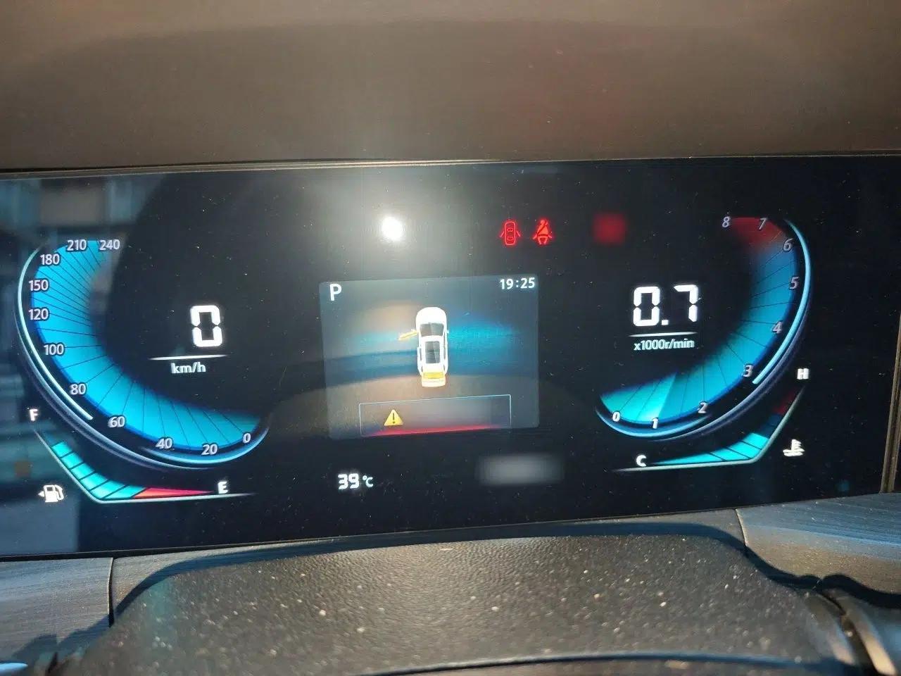 CHANGAN CS55PLUS 2021 Blue Whale Edition 1.5T DCT Luxury Model — миниатюра 10