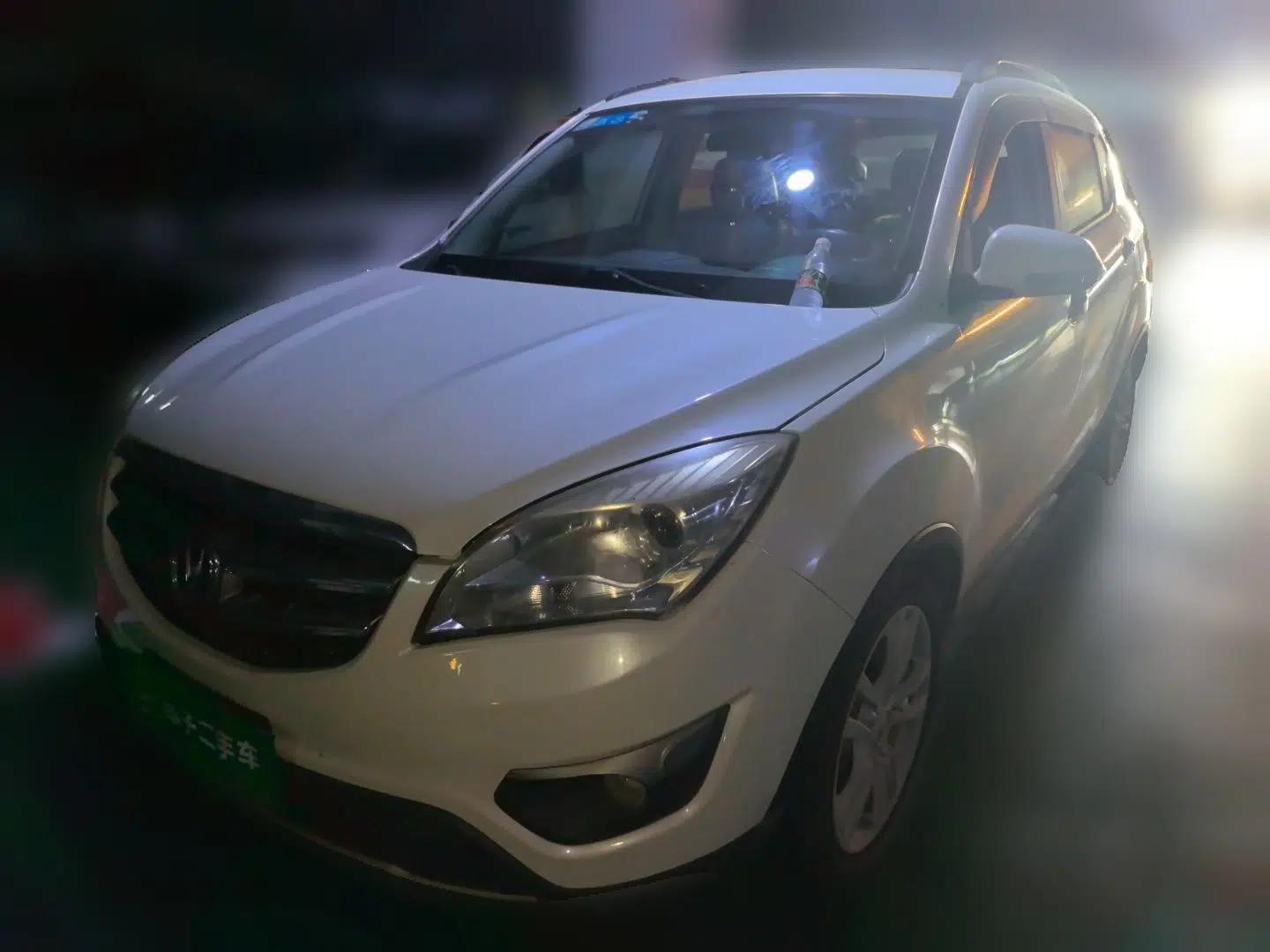 CHANGAN CS35 2012 1.6L Manual Luxury Model China IV Standard — миниатюра 1