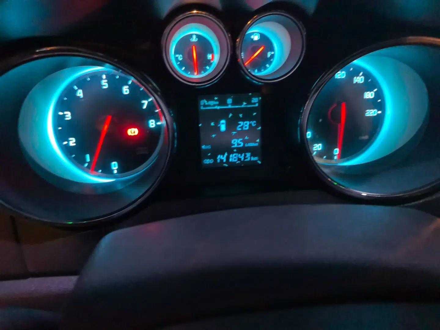 CHANGAN CS35 2012 1.6L Manual Luxury Model China IV Standard — миниатюра 12