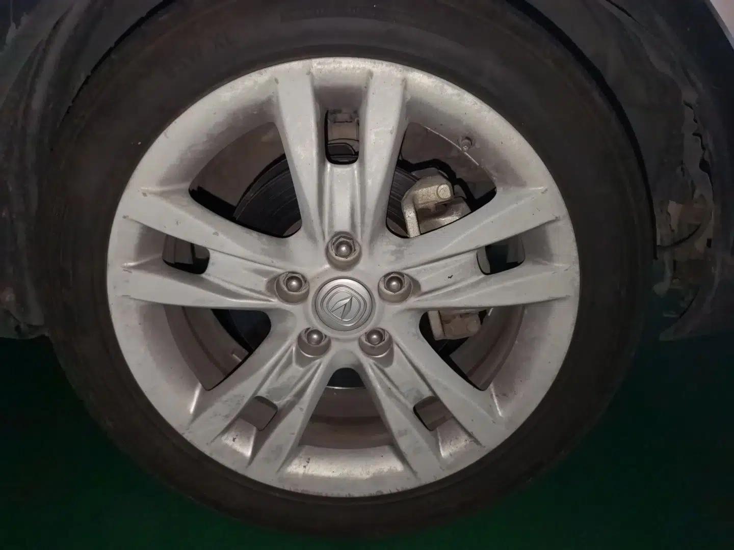 CHANGAN CS35 2012 1.6L Manual Luxury Model China IV Standard — миниатюра 8