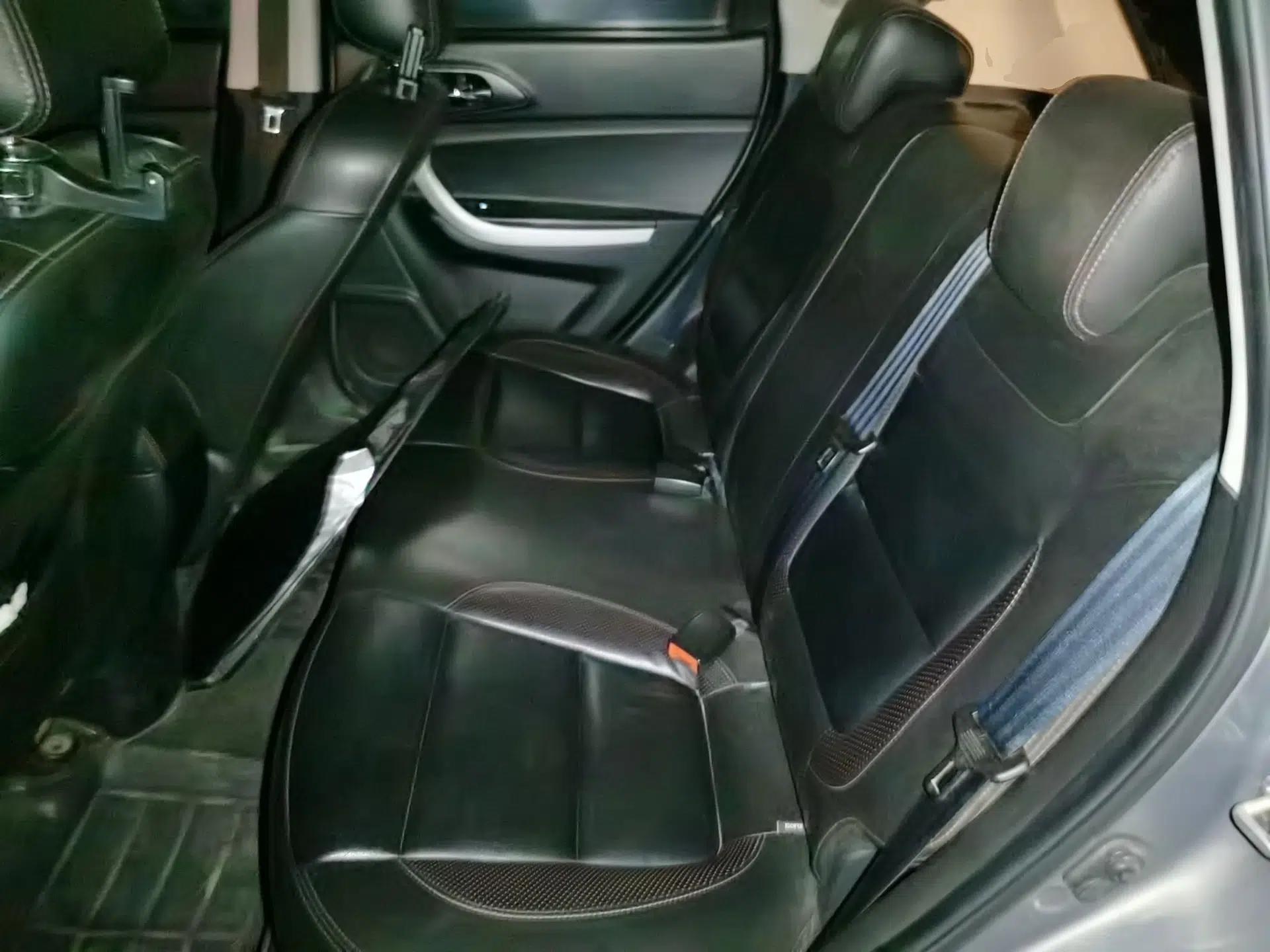 CHANGAN CS35 2015 1.6L Automatic Luxury Model China IV Standard — миниатюра 17