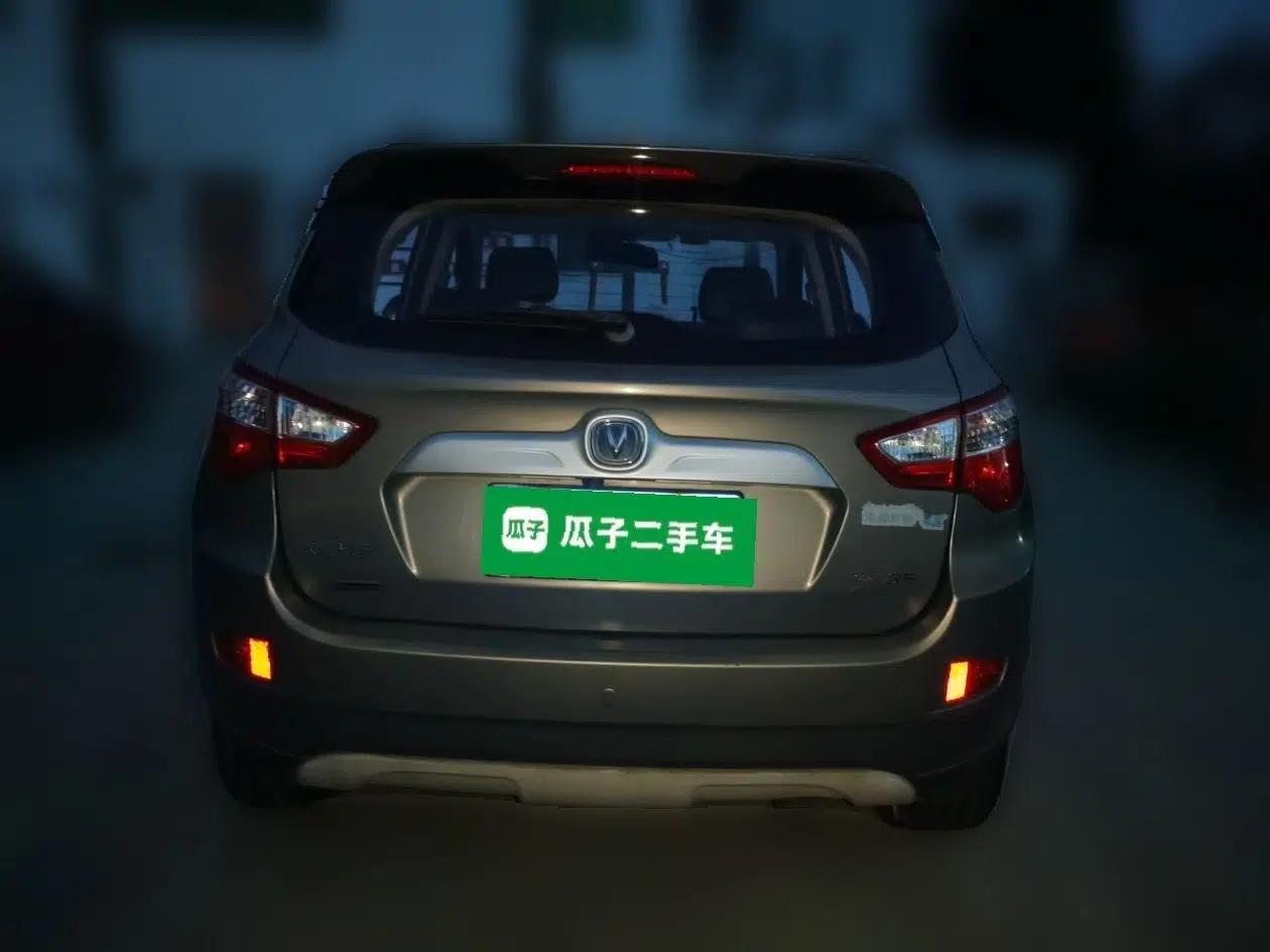 CHANGAN CS35 2015 1.6L Automatic Luxury Model China IV Standard — миниатюра 5