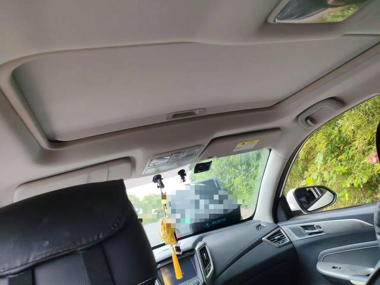 CHANGAN CS35 2017 1.6L Manual Luxury Model — миниатюра 18