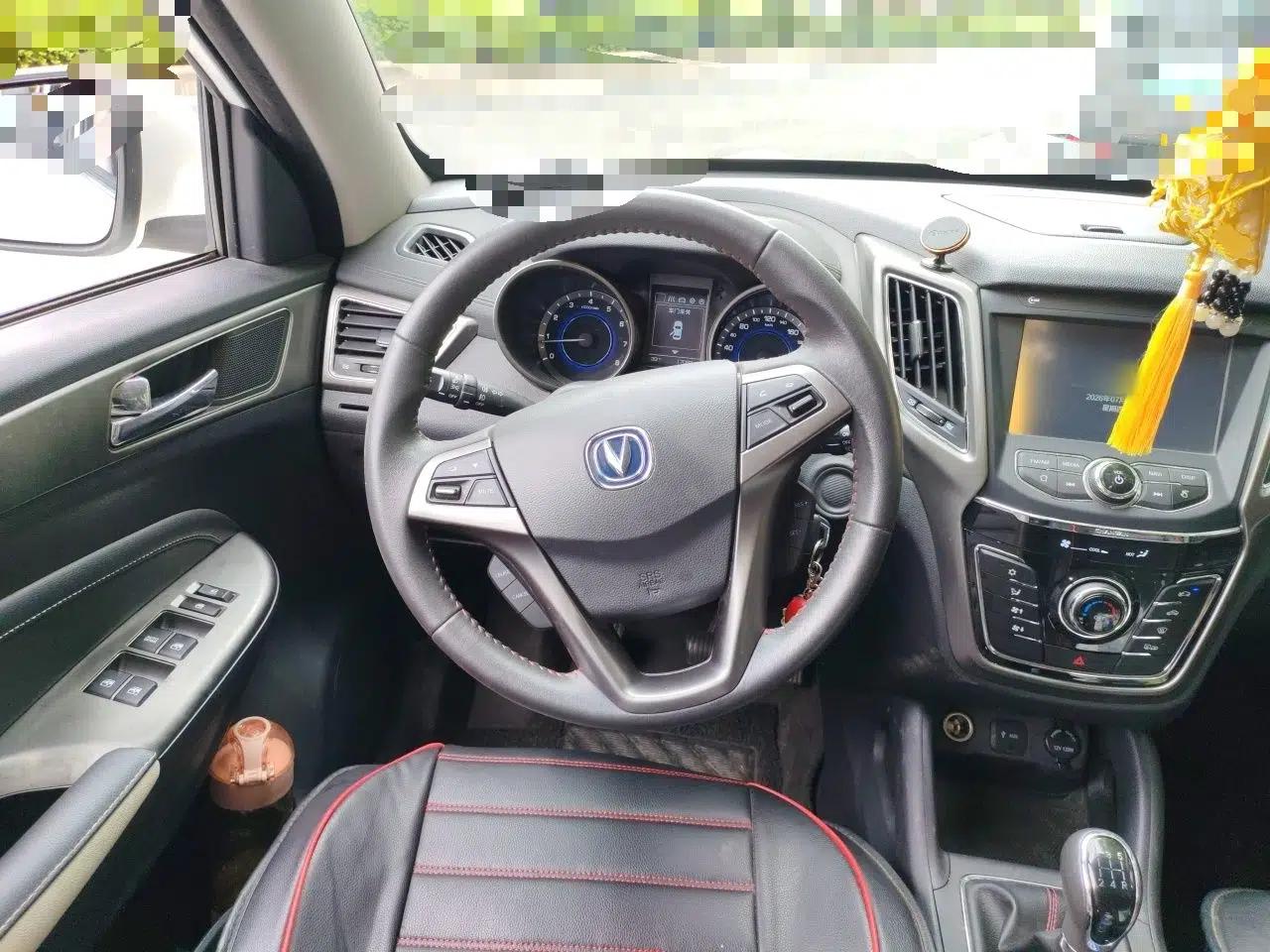 CHANGAN CS35 2017 1.6L Manual Luxury Model — миниатюра 10
