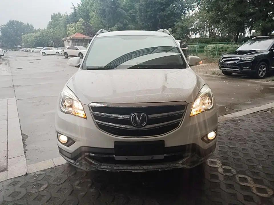 CHANGAN CS35 2017 1.6L Manual Luxury Model — миниатюра 2