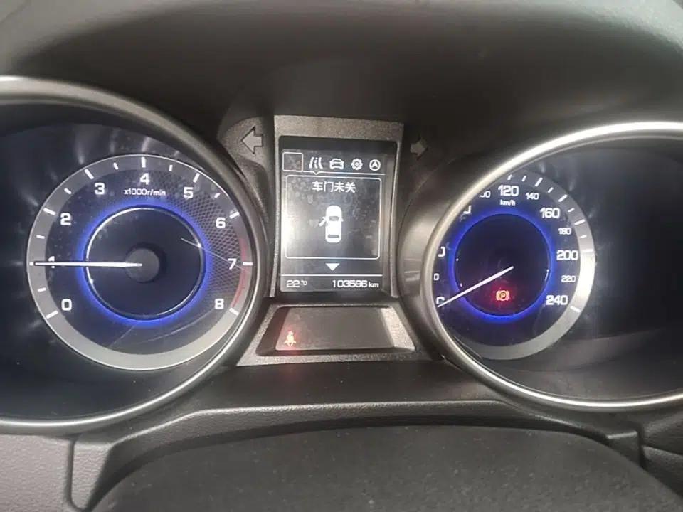 CHANGAN CS35 2017 1.6L Manual Luxury Model — миниатюра 19