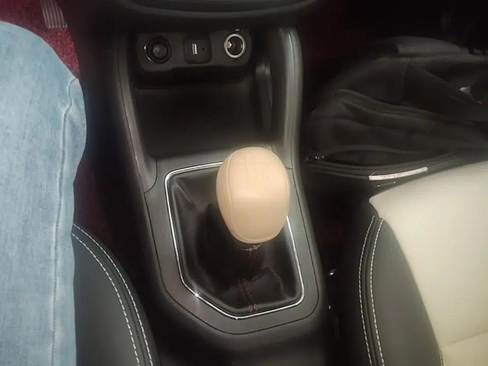 CHANGAN CS35 2017 1.6L Manual Luxury Model — миниатюра 21