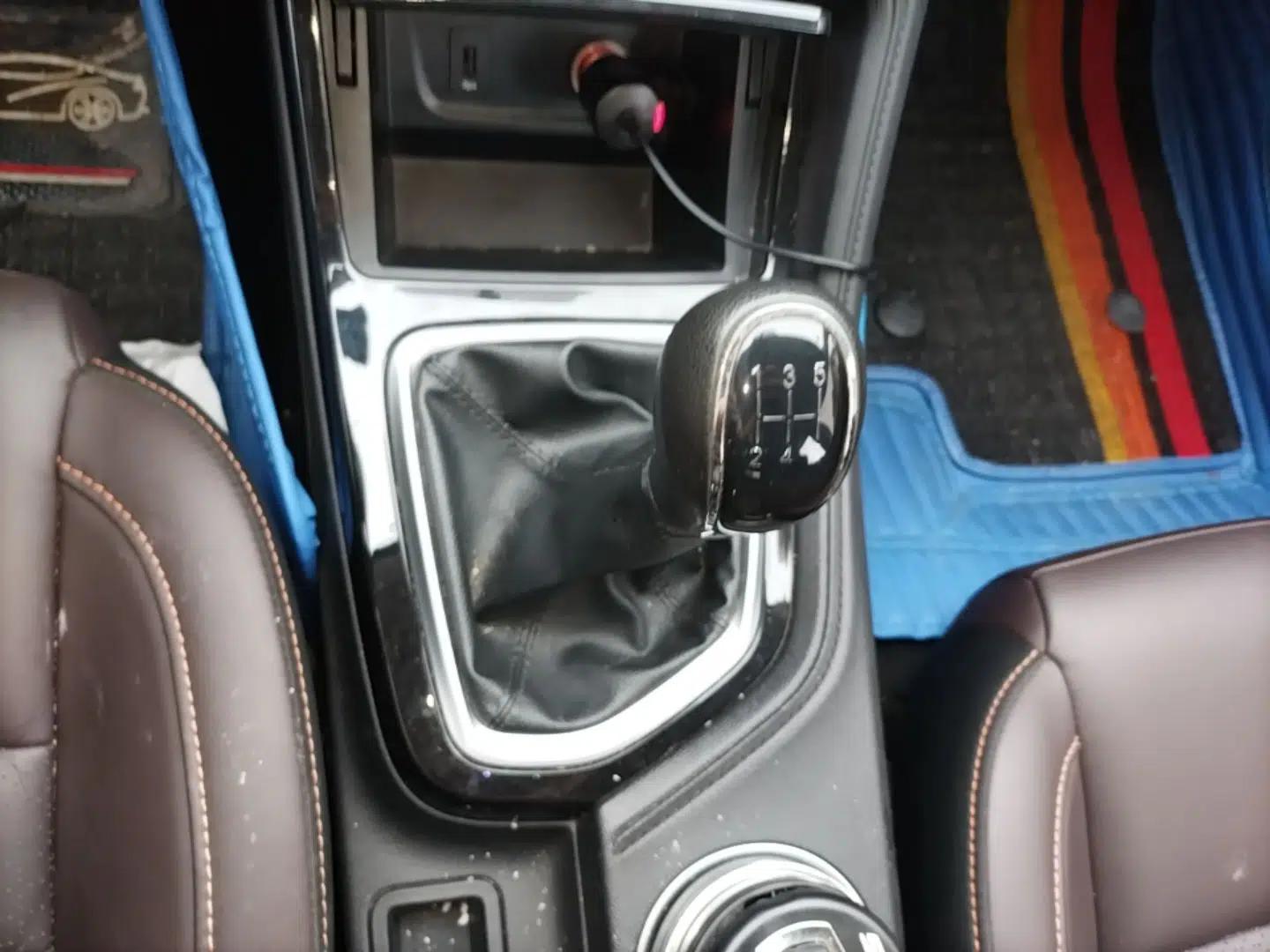 CHANGAN CS35PLUS 2018 1.6L Manual Changlian Edition China V Standard — миниатюра 16