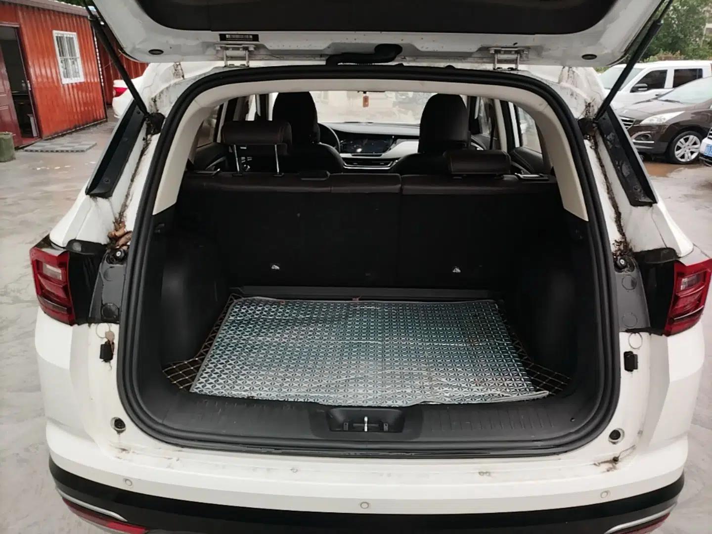 CHANGAN CS35PLUS 2018 1.6L Manual Changlian Edition China V Standard — миниатюра 22