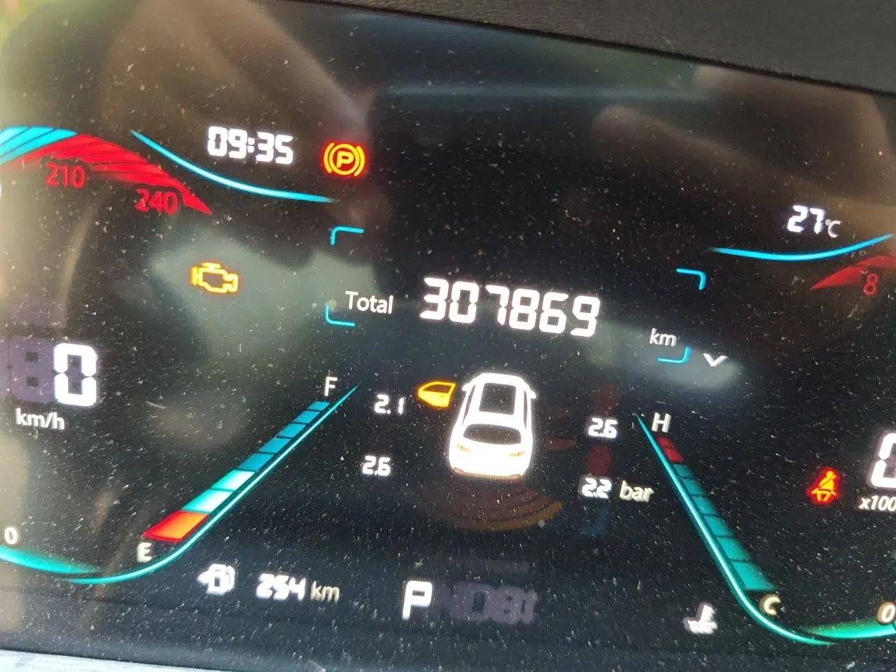 CHANGAN CS35PLUS 2021 Blue Whale NE 1.4T DCT Luxury Model — миниатюра 12