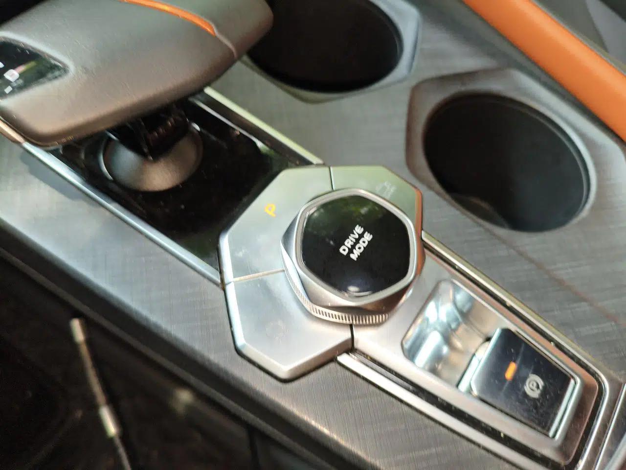 CHANGAN UNI-V iDD 2023 ZhiDian iDD 1.5T 113km ZhiKu Model — миниатюра 14